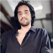 Licenciado con estudios de doctorado en astrofísica y voy a dar clases matemáticas, física, química, programación, francés, etc.